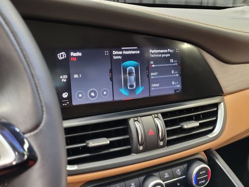 Used 2020 Alfa Romeo Giulia Ti w/ Quick Order Package 22X Lusso image 26