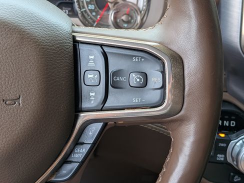 Used 2019 RAM 1500 Limited AWD/4WD image 23