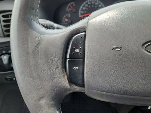 Used 2002 Ford F150 Lariat AWD/4WD image 19