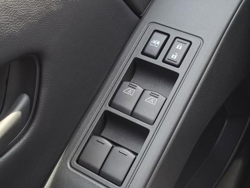 New 2026 Nissan Frontier S image 17