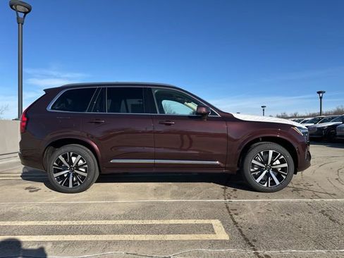 New 2026 Volvo XC90 B5 Core w/ Protection Package Premier AWD/4WD image 9