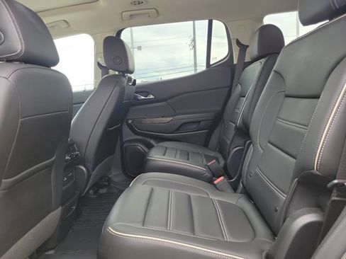 Used 2020 GMC Acadia Denali w/ Denali Ultimate Package AWD/4WD image 13