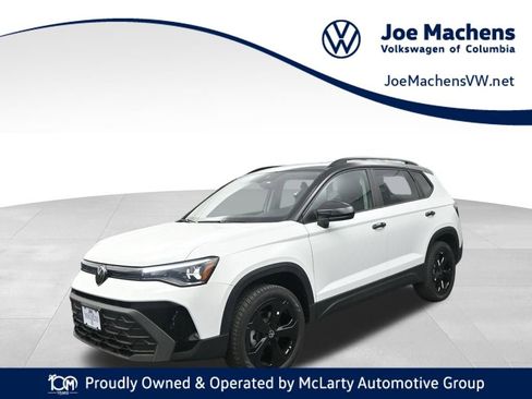 New 2026 Volkswagen Taos SE AWD/4WD image 1