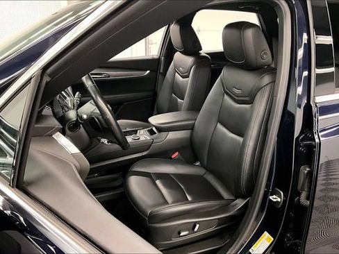 Used 2022 Cadillac XT5 Luxury AWD/4WD image 23