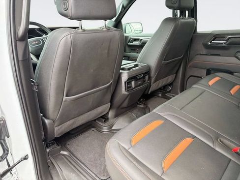 Used 2024 GMC Sierra 1500 AT4 AWD/4WD image 16