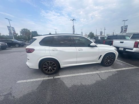 Used 2022 BMW X5 sDrive40i w/ M Sport Package RWD image 17