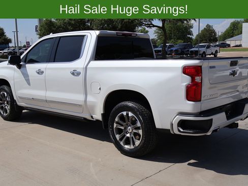 Used 2025 Chevrolet Silverado 1500 High Country w/ Technology Package AWD/4WD image 10