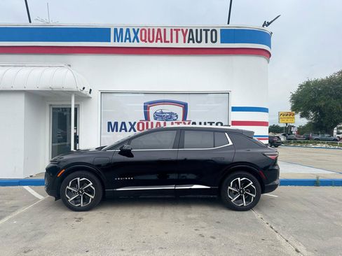 Used 2024 Chevrolet Equinox EV LT w/ LPO, Trailering Package FWD image 26