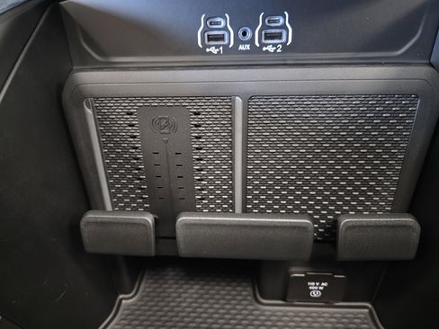New 2026 RAM 1500 Big Horn AWD/4WD image 15