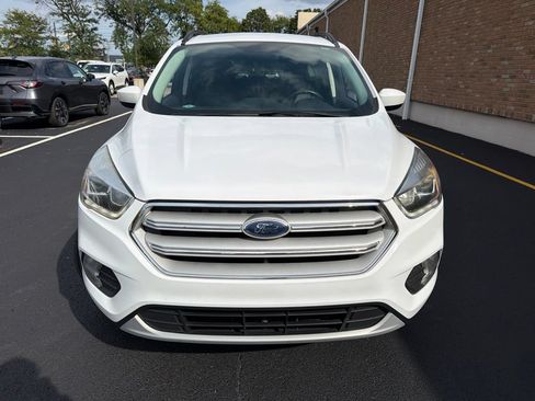 Used 2018 Ford Escape SEL FWD image 3
