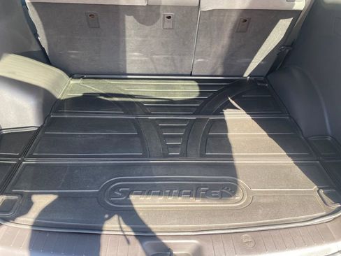 Used 2012 Hyundai Santa Fe SE image 11