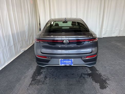 Used 2023 Toyota Crown AWD/4WD image 27