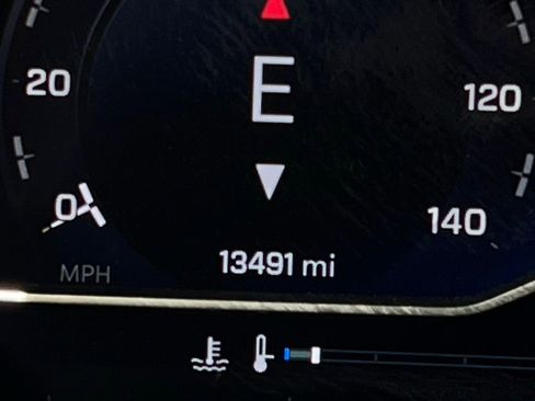 Used 2023 Chevrolet Silverado 1500 LT image 15