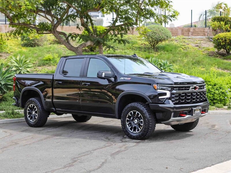 Used 2025 Chevrolet Silverado 1500 ZR2 AWD/4WD image 7