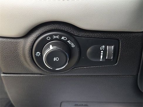 Used 2022 Dodge Durango R/T image 24