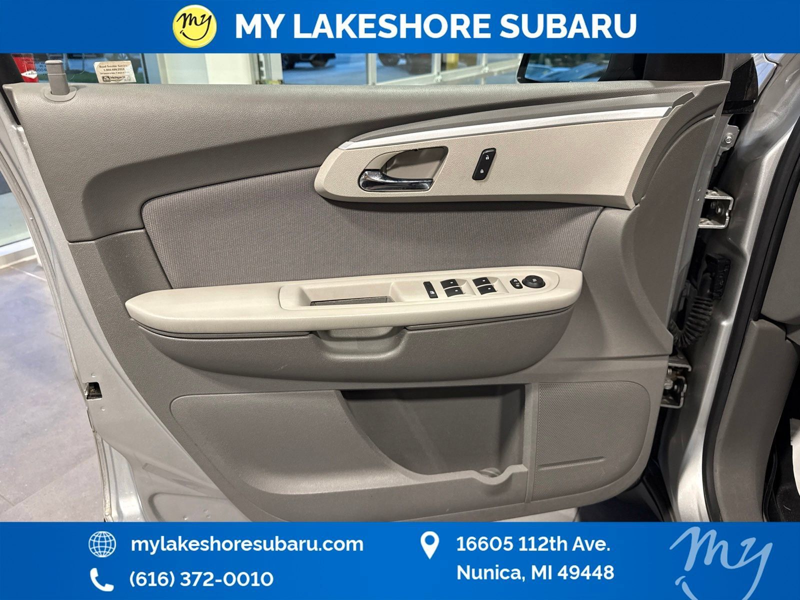 Used 2010 Chevrolet Traverse LS FWD image 10