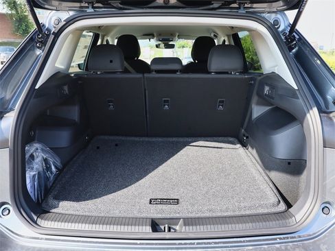 New 2025 Volkswagen Tiguan S image 10