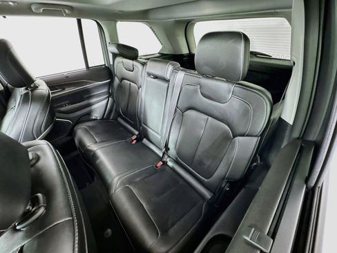 Used 2023 Jeep Grand Cherokee 30th Anniversary image 24