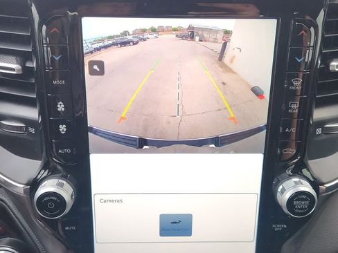 Used 2024 RAM 1500 Laramie image 5