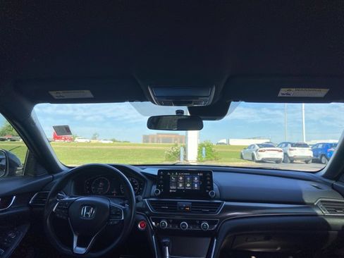 Used 2020 Honda Accord Sport image 12