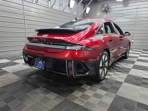 Used 2023 Hyundai Ioniq 6 SE RWD image 4