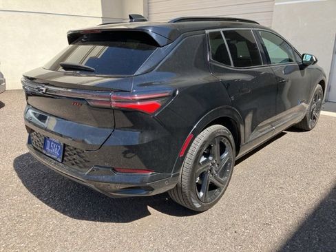 Used 2024 Chevrolet Equinox EV RS image 4