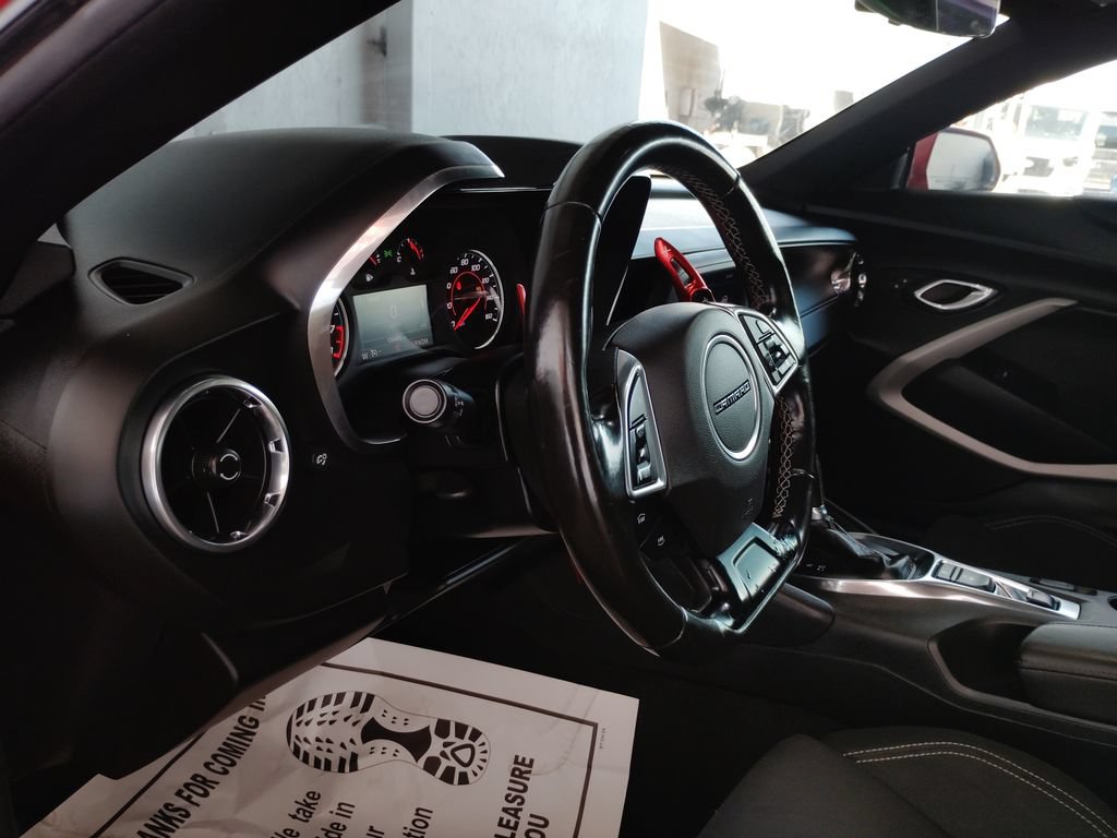 Used 2020 Chevrolet Camaro LT RWD image 20