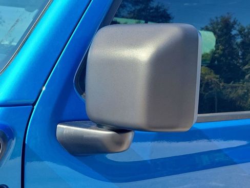 Used 2022 Jeep Wrangler Unlimited Sahara w/ Safety Group image 18