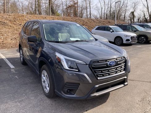 Used 2022 Subaru Forester image 1