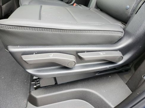 New 2026 GMC Yukon Denali image 22