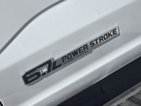 New 2026 Ford F250 XLT w/ FX4 Off-Road Package AWD/4WD image 12