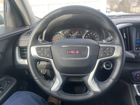 Used 2023 GMC Terrain SLT image 30