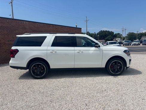 Used 2023 Ford Expedition Max Limited AWD/4WD image 2