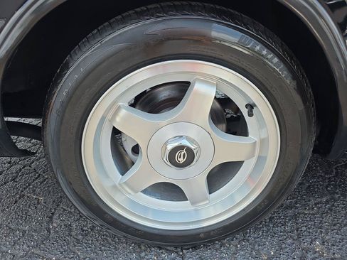 Used 1996 Chevrolet Impala SS RWD image 17