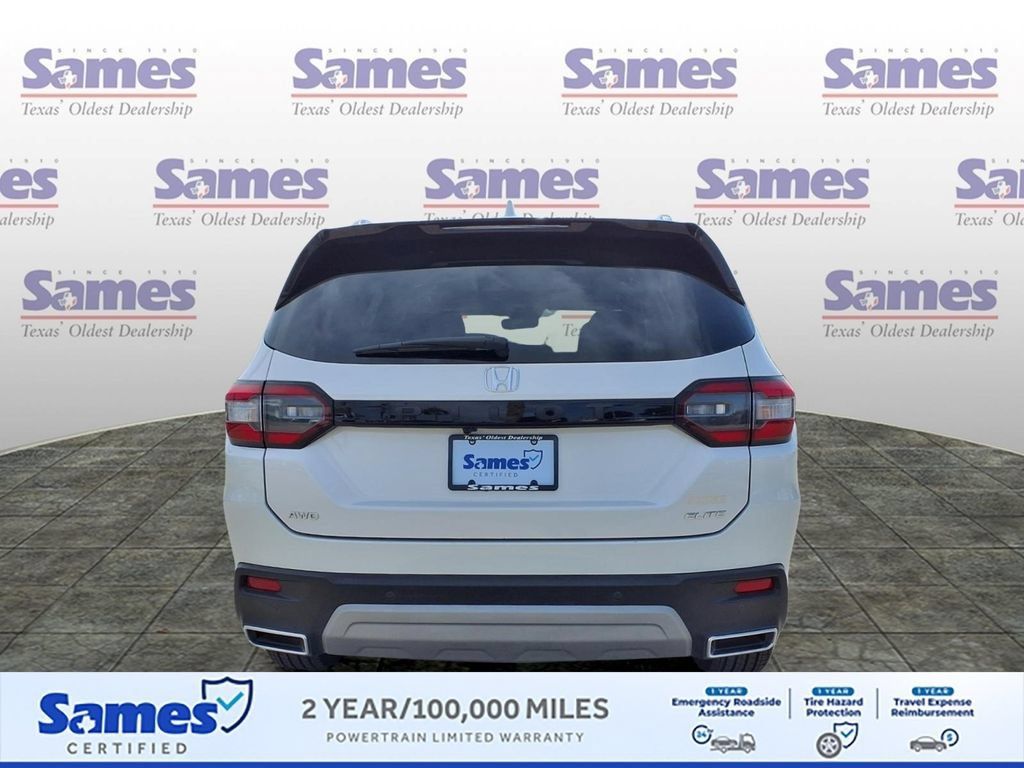 Used 2024 Honda Pilot Elite image 6