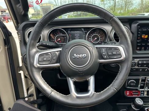 Used 2022 Jeep Wrangler Unlimited Rubicon w/ LED Lighting Group image 22