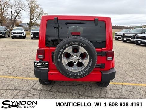 Used 2017 Jeep Wrangler Unlimited Sahara w/ Dual Top Group image 5