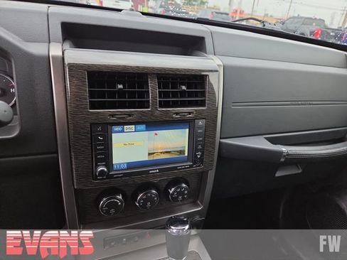 Used 2012 Jeep Liberty Limited Jet w/ Comfort/Convenience Group AWD/4WD image 10
