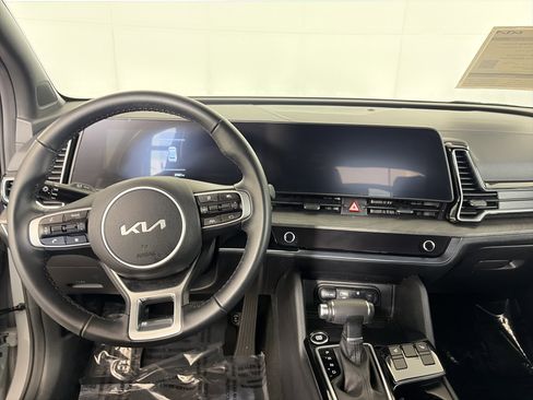 Used 2024 Kia Sportage X-Line w/ X-Line Premium Package image 3
