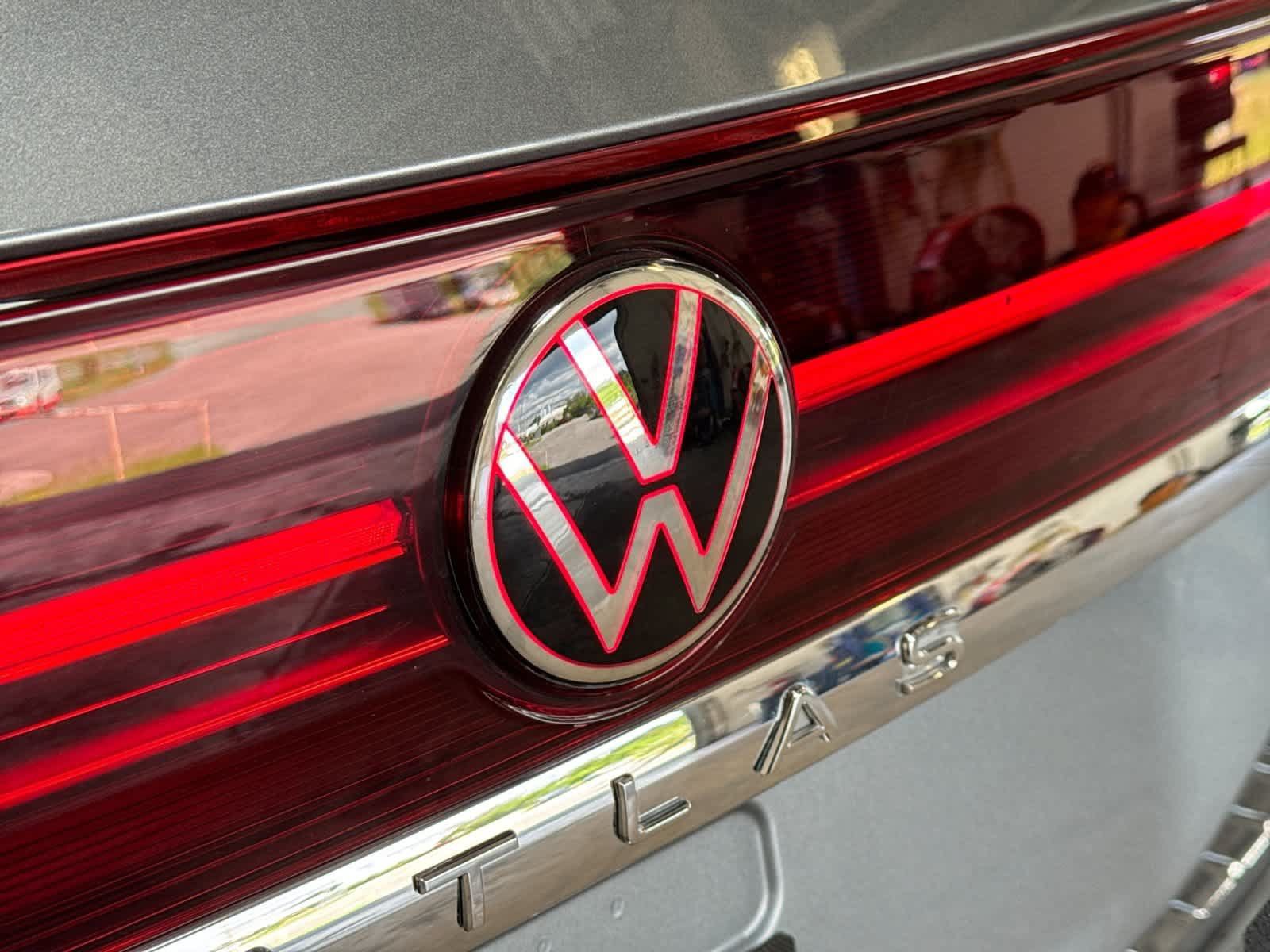 Used 2024 Volkswagen Atlas SE FWD image 18