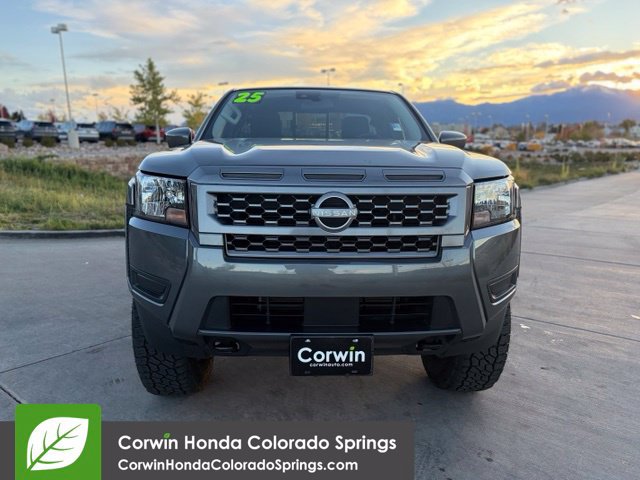 Used 2025 Nissan Frontier SV AWD/4WD image 5