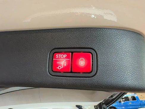 Used 2014 Mercedes-Benz GL 450 4MATIC image 84