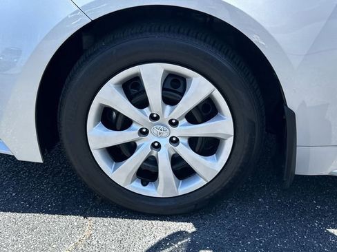 Certified 2025 Toyota Corolla LE image 20