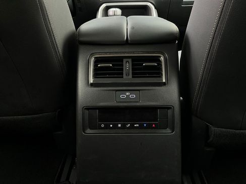 Used 2025 MAZDA CX-70 3.3 Turbo w/ Preferred Package image 13