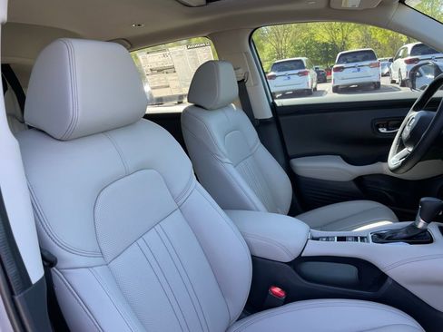 New 2026 Honda HR-V EX-L image 32