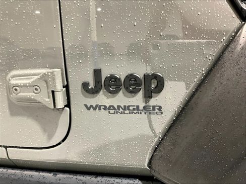 Used 2021 Jeep Wrangler Unlimited Sport AWD/4WD image 24