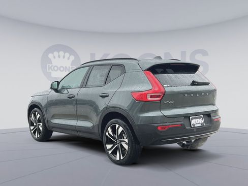 New 2026 Volvo XC40 B5 Plus w/ Protection Package Premier image 4