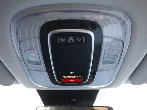 Used 2025 Hyundai Kona SEL image 32