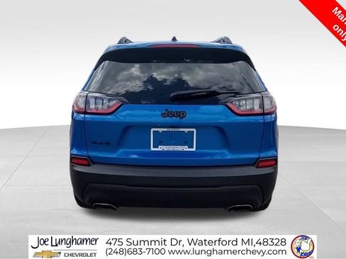 Used 2020 Jeep Cherokee Latitude Plus AWD/4WD image 8