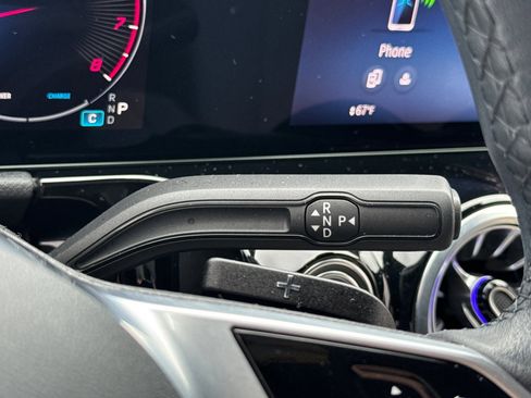 Used 2024 Mercedes-Benz GLA 250 4MATIC image 24